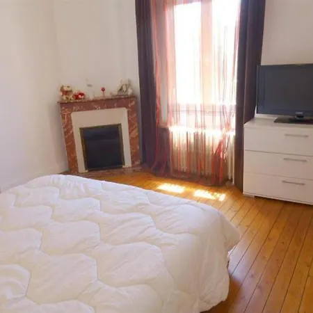 25 Villa