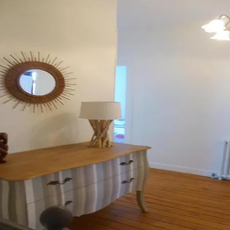 Villa 25 *